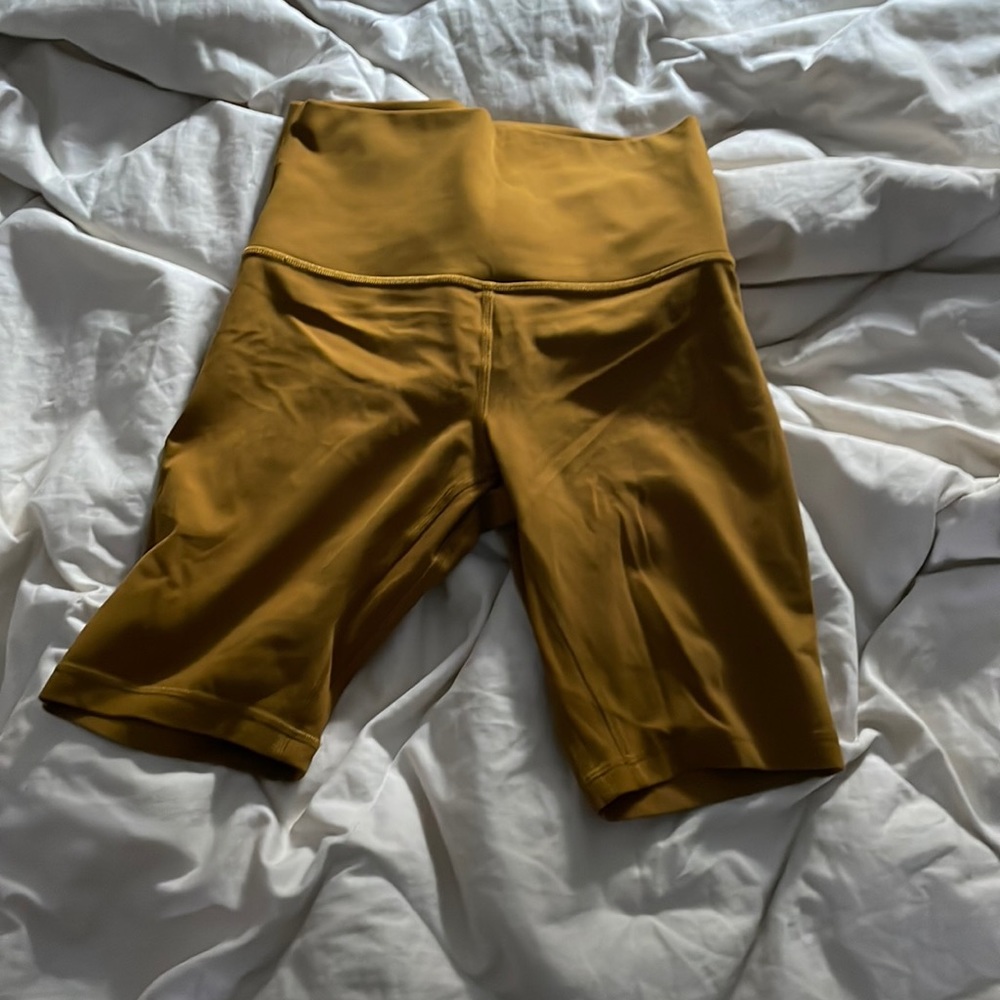 Lululemon bike shorts